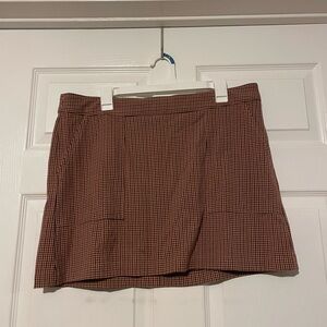 Plaid Mini Skirt w Pockets & Zipper Back